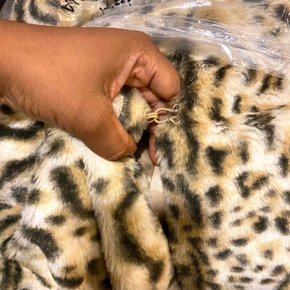1 DAY SALE! Leopard Print Long Sleeve Faux Fur Coat Jacket - Picture 9 of 9